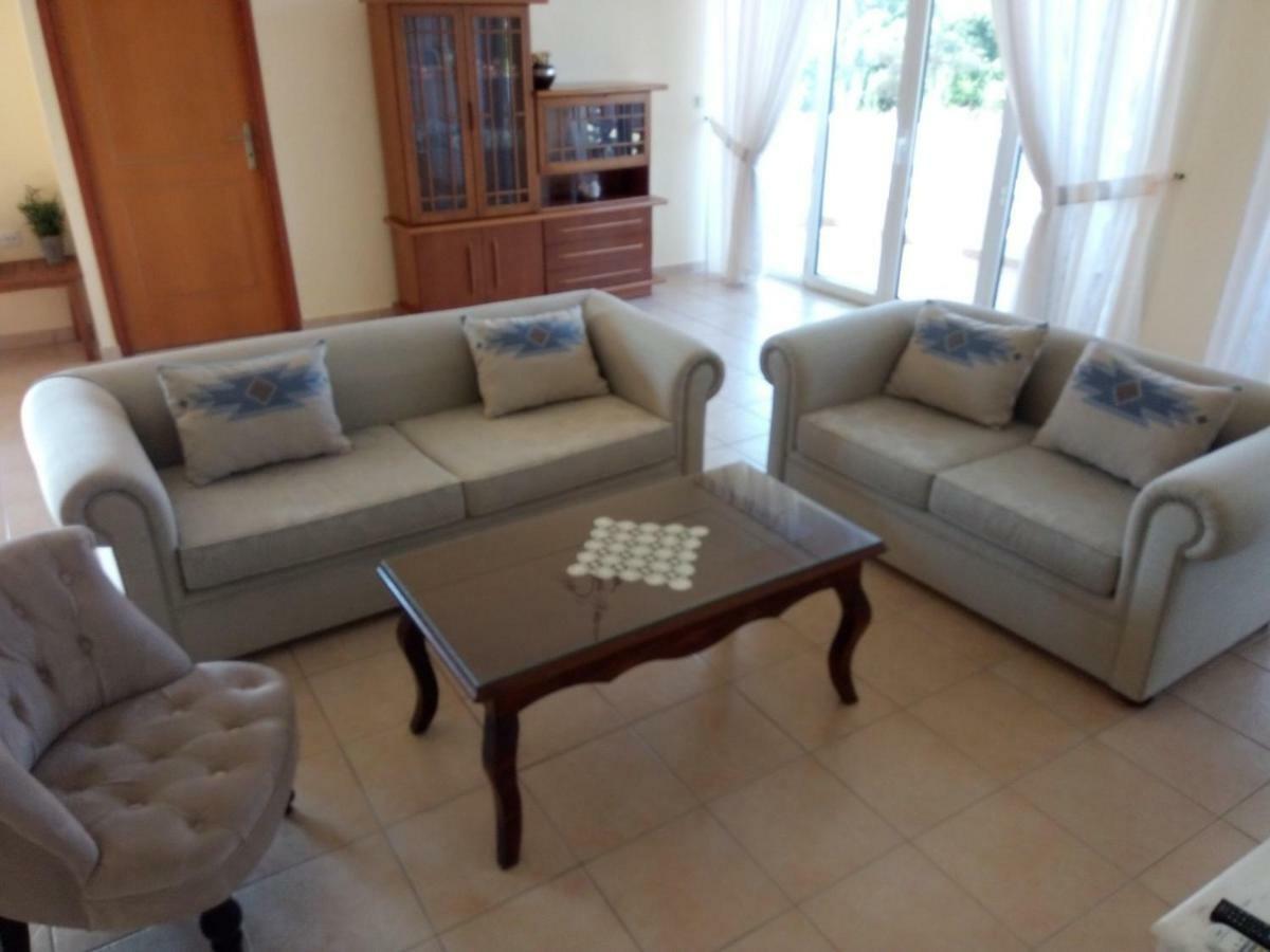 Beachway Home Kato Daratso Exterior foto